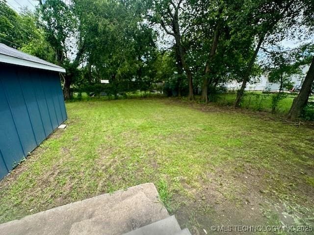 16 Q St SW, Ardmore, OK 73401 - view of green lawn