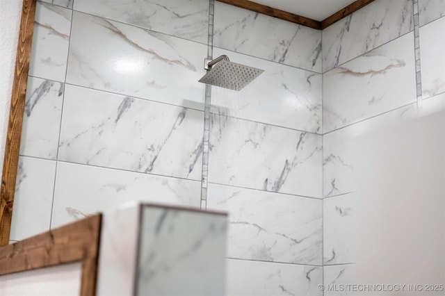 984 Ridgepoint, Fort Towson, OK 74735 - detailed view of tiled shower