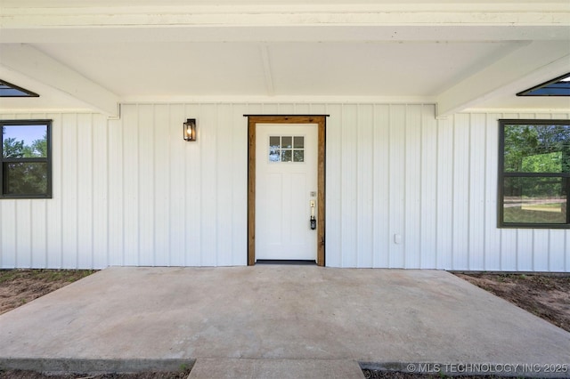 984 Ridgepoint, Fort Towson, OK 74735 - doorway to property with a patio