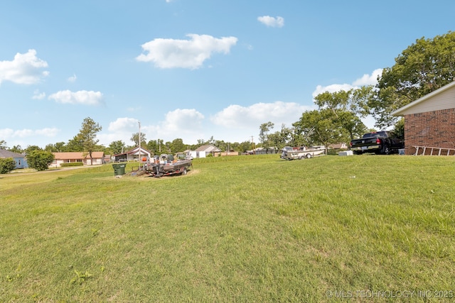805 E 10th St, Claremore, OK 74017 - view of green lawn