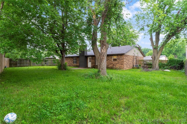 901 S Lions Ave, Broken Arrow, OK 74012 - view of yard