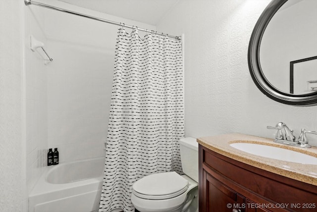 4407 W Lansing Pl, Broken Arrow, OK 74012 - full bathroom with shower / tub combo with curtain, vanity, toilet, and a textured wall