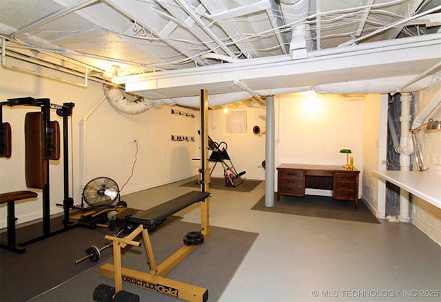 640 W 14th St, Tulsa, OK 74127 - view of workout area