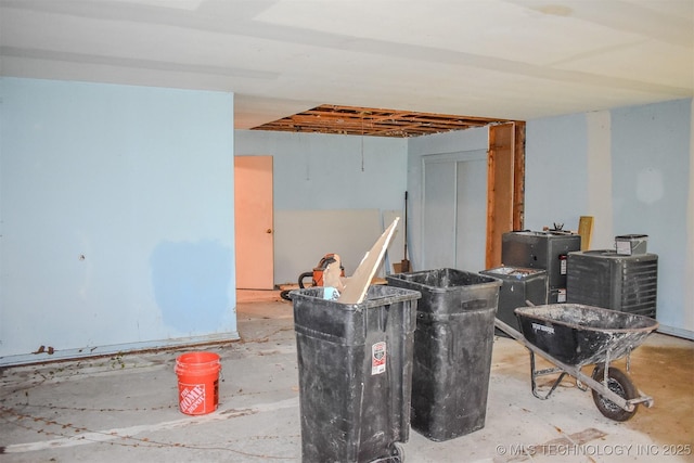 1108 E E Blf, Hugo, OK 74743 - view of unfinished basement