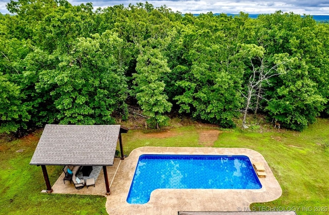 23532 N 5 Mile Rd, Fort Gibson, OK 74434 - outdoor pool with a yard and a patio