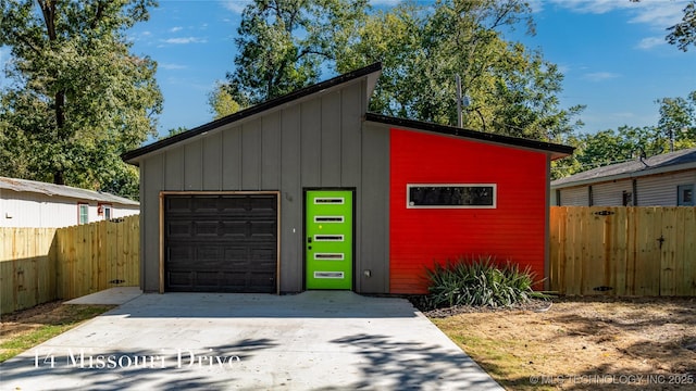 14 Missouri Dr, Afton, OK 74331 - garage with concrete driveway