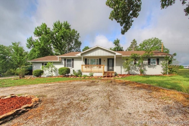 2005 Holly Rd, Claremore, OK 74017 - ranch-style house with covered porch