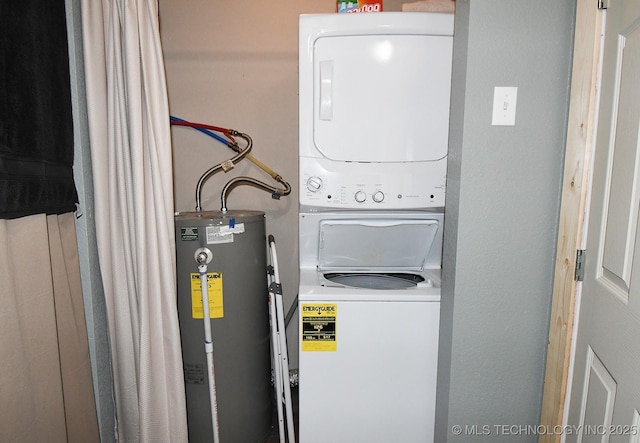 474679 E 1050th Rd, Muldrow, OK 74948 - laundry area with water heater and stacked washer and clothes dryer