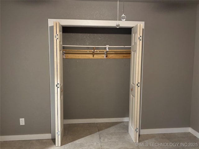 914 3rd Ave NE, Ardmore, OK 73401 - view of closet