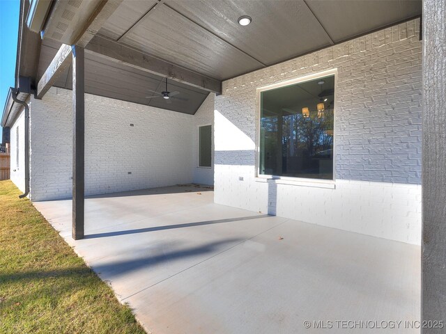 4011 W Baton Rouge St, Broken Arrow, OK 74011 - view of patio / terrace with ceiling fan