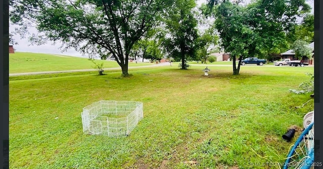 920 N Woodview Dr, Skiatook, OK 74070 - view of yard