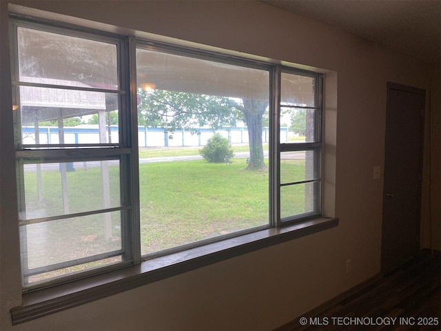 305 N 10th St, Hartshorne, OK 74547 - detailed view