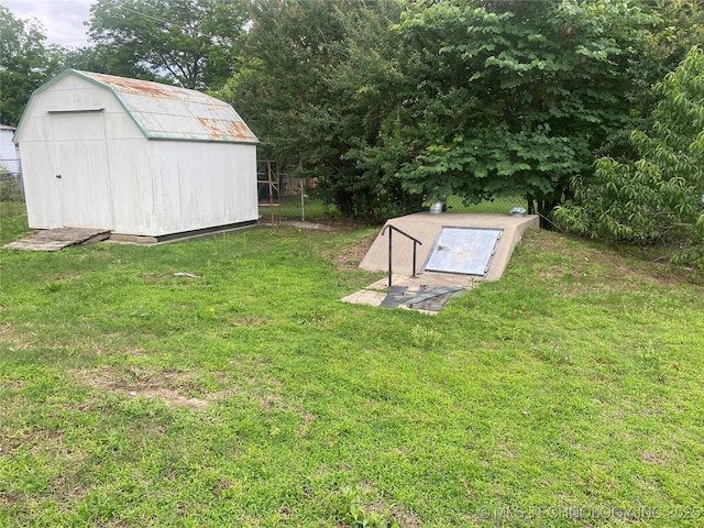 301 E Elm Ave, Eufaula, OK 74432 - view of yard