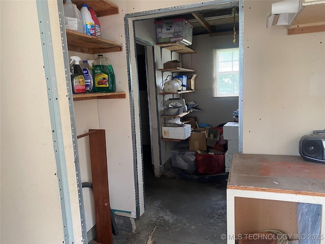 301 E Elm Ave, Eufaula, OK 74432 - view of storage area