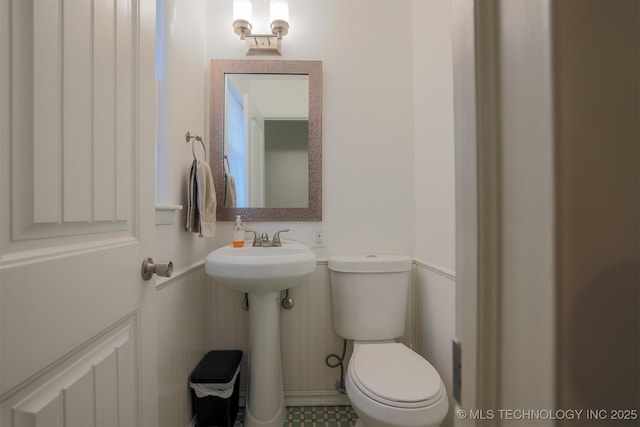 4524 E 45th St, Tulsa, OK 74135 - half bath with toilet and a sink