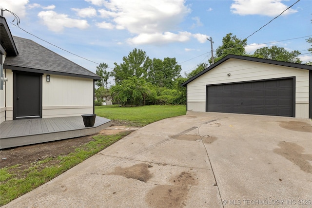 4526 W Broadway St, Muskogee, OK 74401 - view of detached garage