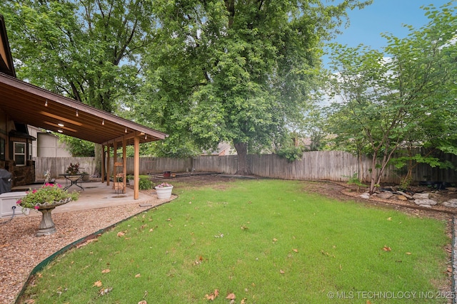 2630 W Boston Pl, Broken Arrow, OK 74012 - view of yard with a patio area