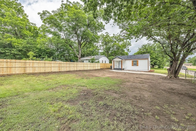 6948 E Marshall Pl, Tulsa, OK 74115 - view of yard