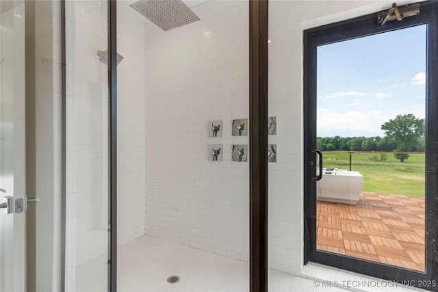 14382 Adams Rd, Mounds, OK 74047 - bathroom featuring a shower stall