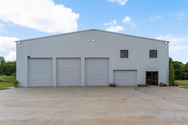 14382 Adams Rd, Mounds, OK 74047 - view of detached garage