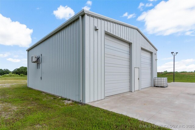 14382 Adams Rd, Mounds, OK 74047 - view of detached garage