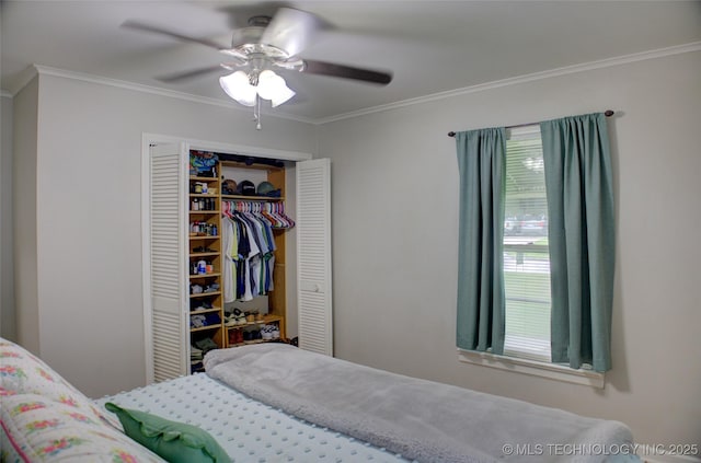 806 S New Haven Ave, Tulsa, OK 74112 - bedroom with crown molding, a closet, and a ceiling fan