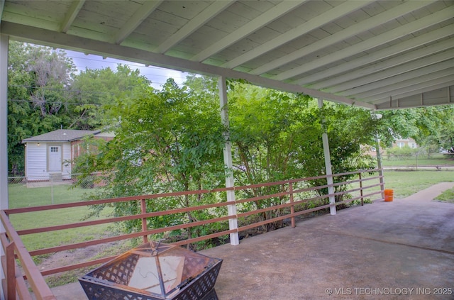 806 S New Haven Ave, Tulsa, OK 74112 - view of patio / terrace