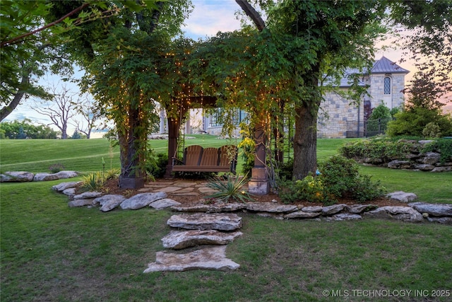 5879 N Eagle Summit Rd, Owasso, OK 74055 - view of green lawn