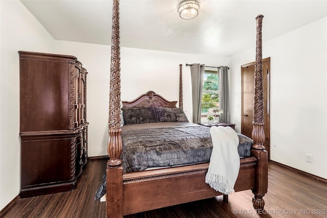 911 S Boyd Pl, Sapulpa, OK 74066 - bedroom featuring wood finished floors and baseboards