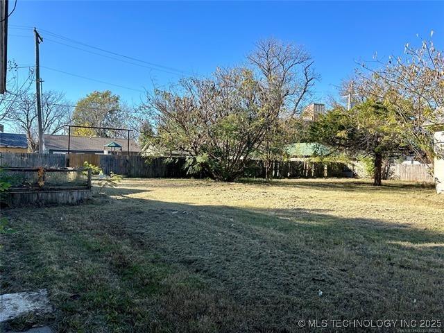 121 C St NE, Miami, OK 74354 - photo 7