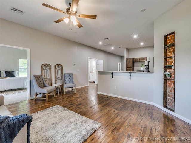 510 S Madison Ave, Wagoner, OK 74467 - photo 4