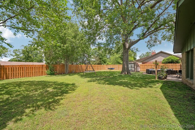 5212 S 68th E Pl, Tulsa, OK 74145 - view of yard