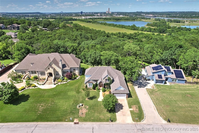 465 E 113th St S, Jenks, OK 74037 - aerial view of property and surrounding area featuring a large body of water
