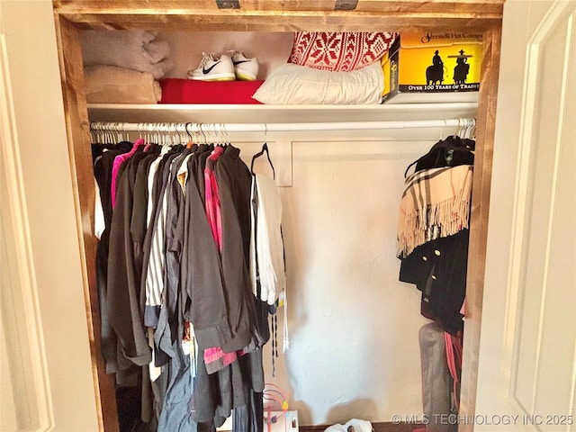2102 N Peaceful Ln, Stigler, OK 74462 - view of closet