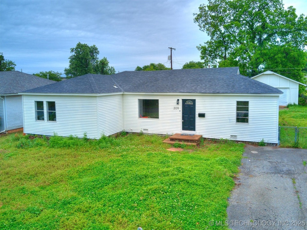 309 W 42nd St, Sand Springs, OK 74063 - ranch-style home with roof with shingles