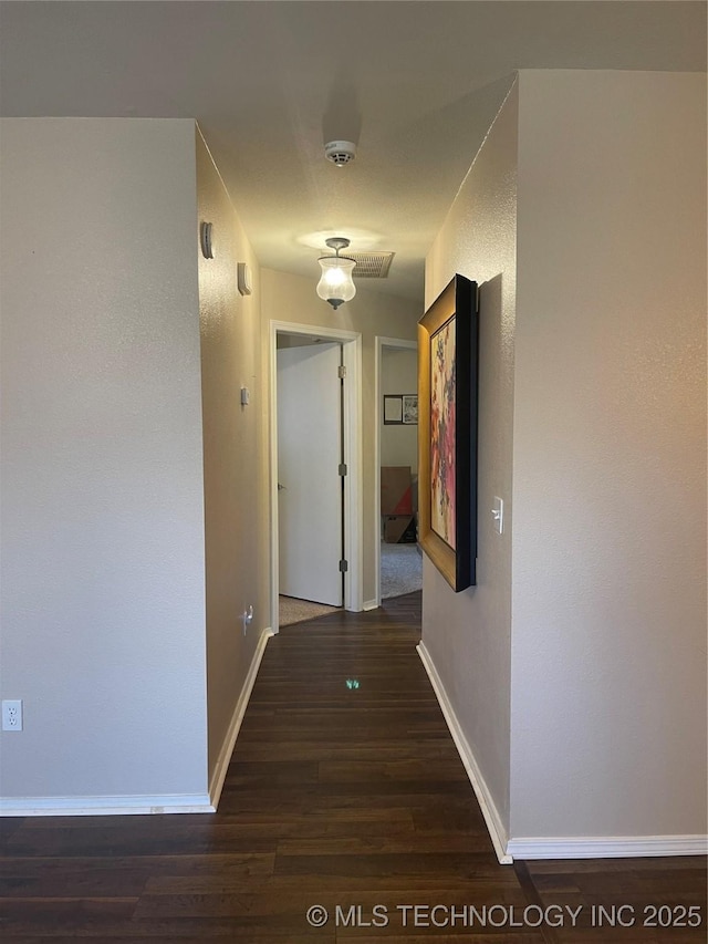 141 W Fairlane Pl, Sapulpa, OK 74066 - hall featuring baseboards and wood finished floors