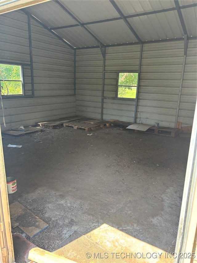 1339 E 9th St, Cushing, OK 74023 - view of garage