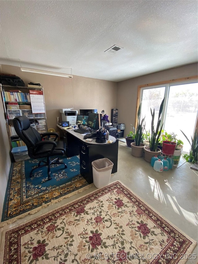 11477 State Highway 70, Madill, OK 73446 - office with a textured ceiling