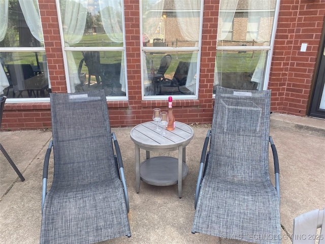 1816 W Sandusky St, Broken Arrow, OK 74012 - view of patio / terrace