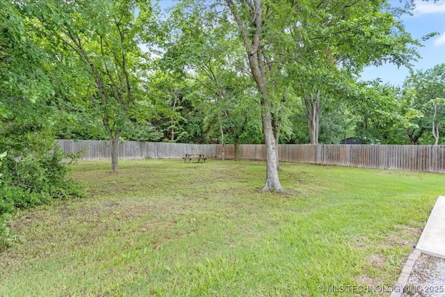 153 Founders Ln, Durant, OK 74701 - view of yard