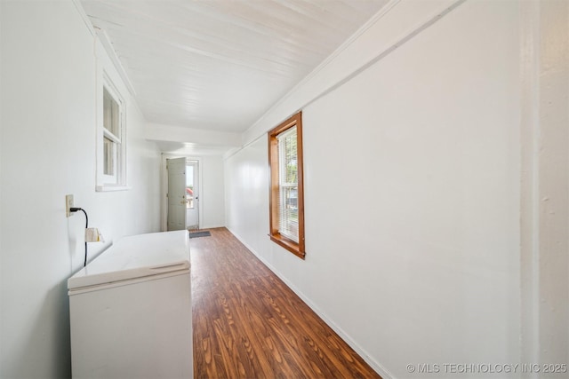 11029 N 3670th Rd, Okemah, OK 74884 - corridor featuring dark wood finished floors and baseboards