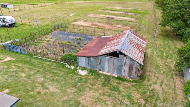 11029 N 3670th Rd, Okemah, OK 74884 - overview of rural landscape with a pastoral area