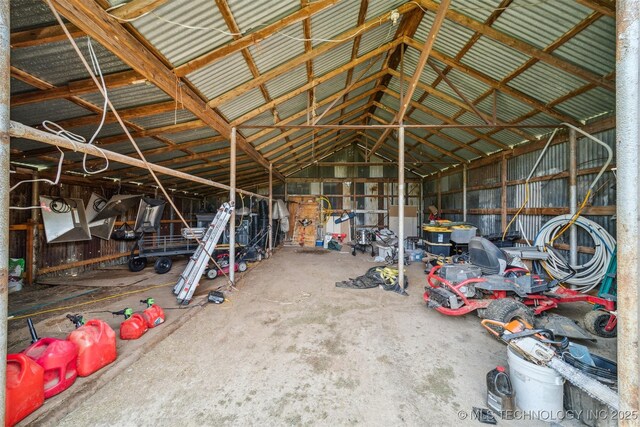 11029 N 3670th Rd, Okemah, OK 74884 - view of garage