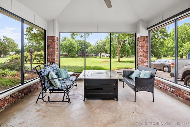 8313 Shadowood Ave, Broken Arrow, OK 74011 - sunroom with an outdoor living space, lofted ceiling, and a ceiling fan