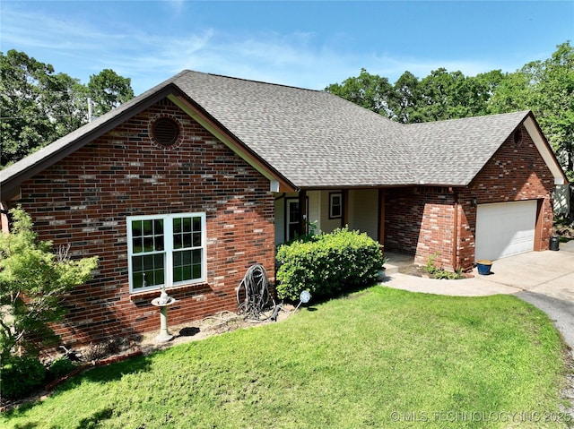 46 Acorn St, Eufaula, OK 74432 - ranch-style home with roof with shingles, a garage, brick siding, a front yard, and concrete driveway