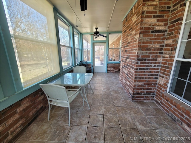 46 Acorn St, Eufaula, OK 74432 - sunroom / solarium featuring a ceiling fan