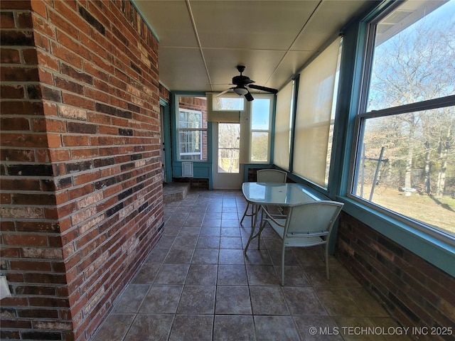 46 Acorn St, Eufaula, OK 74432 - sunroom / solarium with ceiling fan
