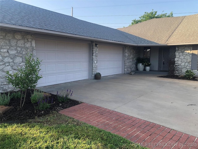 18820 Ridge Rd, Catoosa, OK 74015 - garage featuring concrete driveway