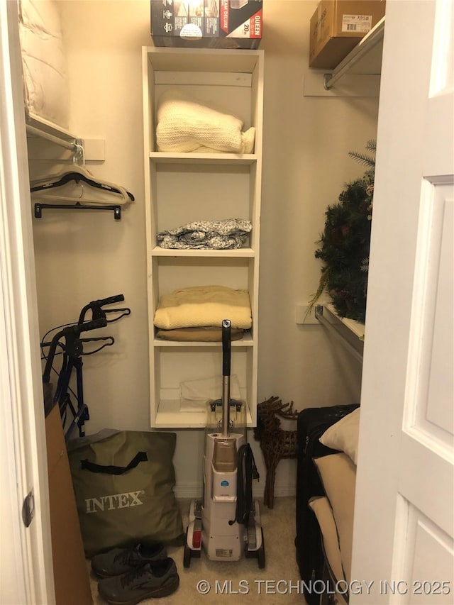 18820 Ridge Rd, Catoosa, OK 74015 - view of spacious closet