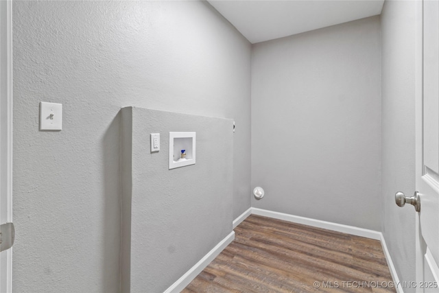 245 E 148th St S, Glenpool, OK 74033 - laundry area featuring washer hookup, wood finished floors, and baseboards